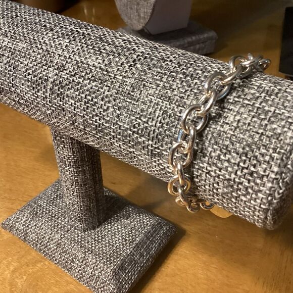 Bold Silver Tone Heart Charm Bracelet - Picture 5 of 5